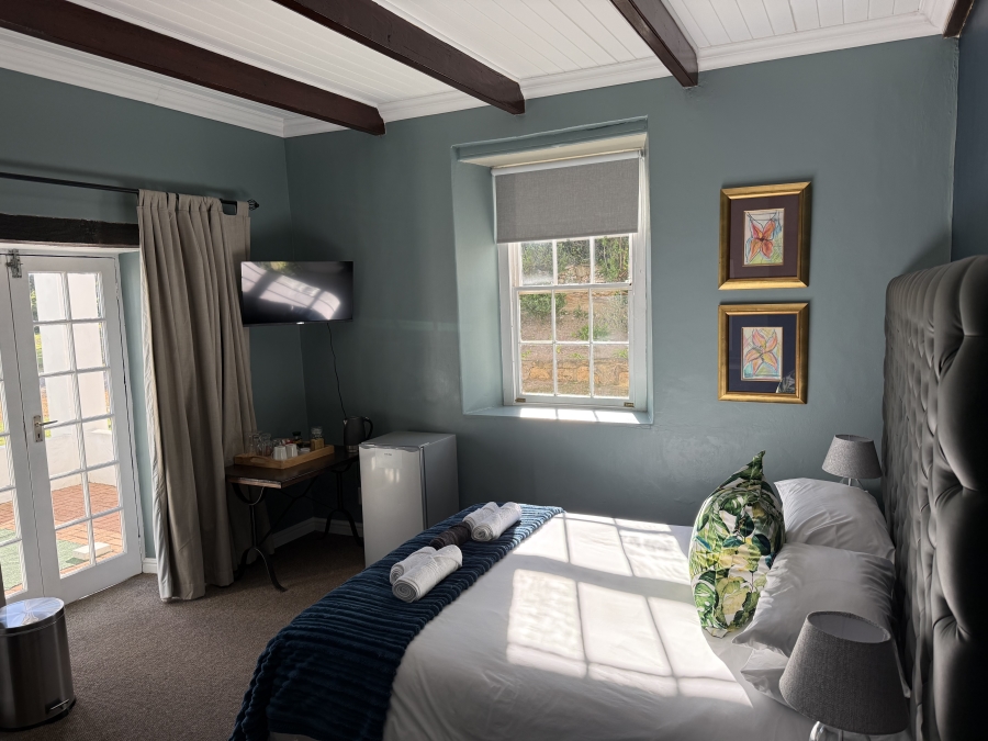 8 Bedroom Property for Sale in Stilbaai Oos Western Cape